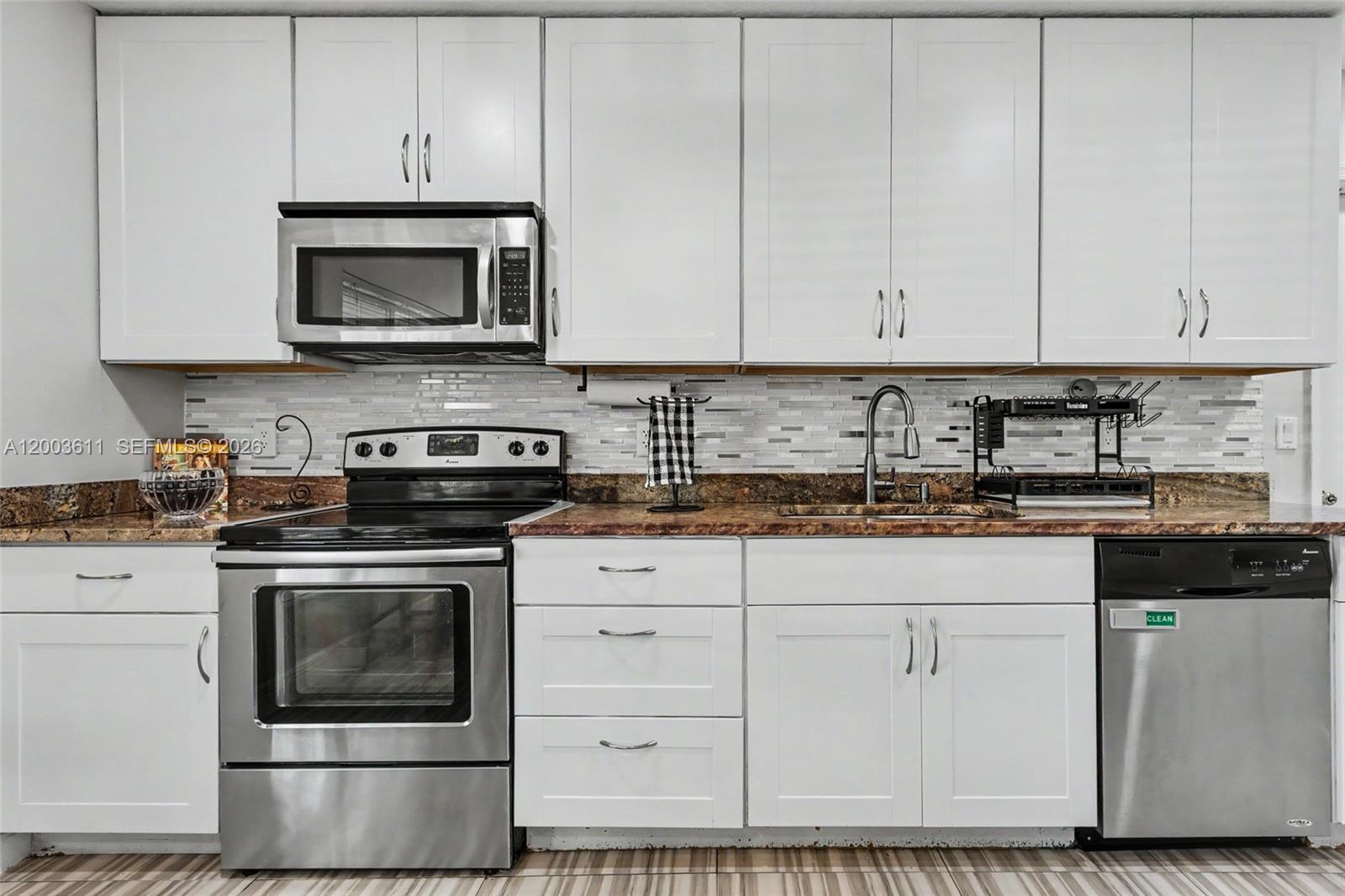 7941 Northwest 3rd Place Plantation, FL 33324 - Photo 28 of 52