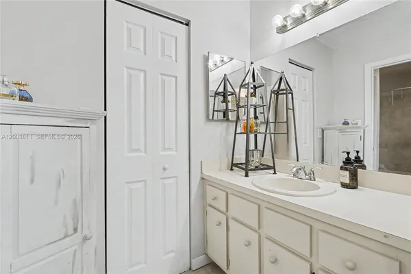 $4,850 | 7941 Northwest 3rd Place, Plantation, FL 33324