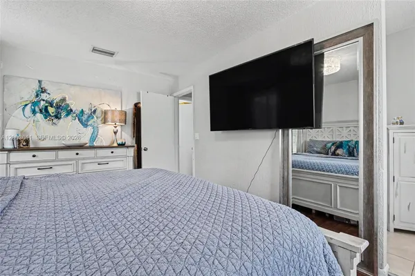 $4,850 | 7941 Northwest 3rd Place, Plantation, FL 33324