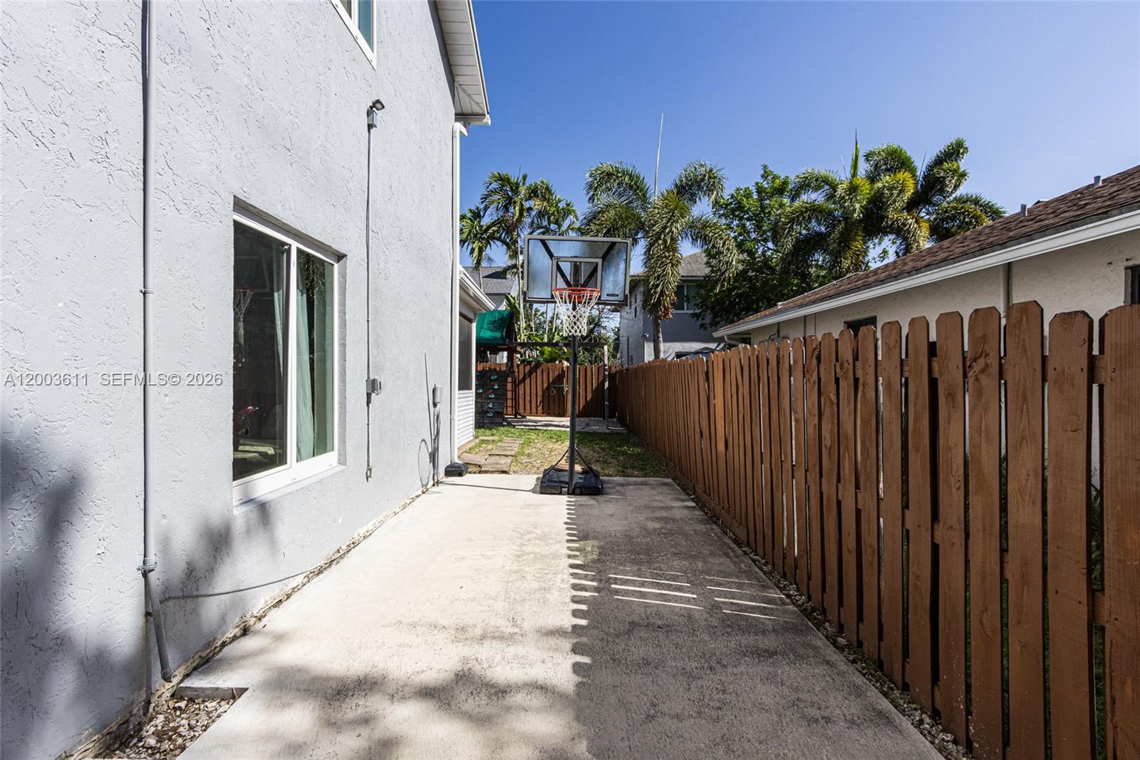 7941 Northwest 3rd Place Plantation, FL 33324 - Photo 6 of 52