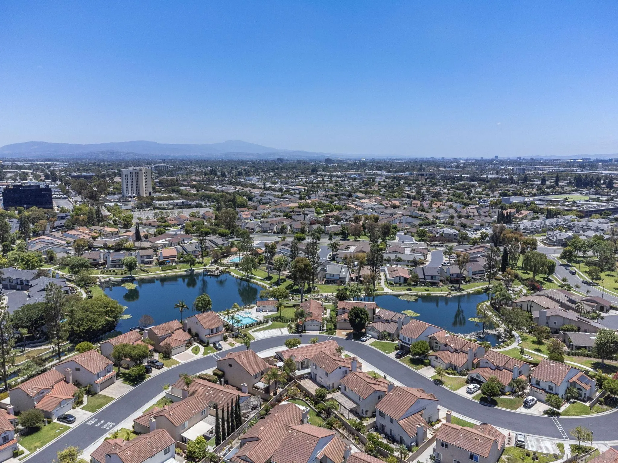 1260 North Lighthouse Lane Anaheim, CA 92801 - Photo 39 of 43
