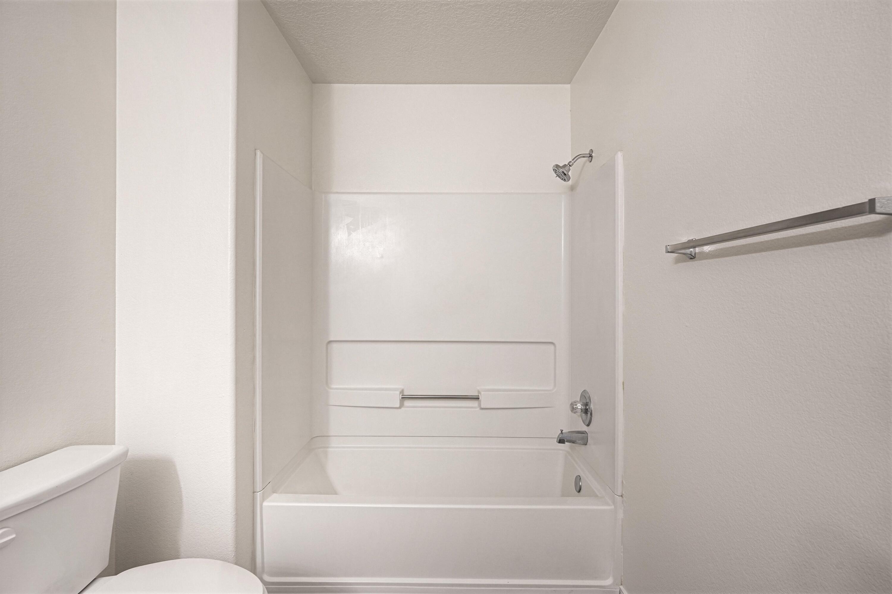 5205 Caprock Drive Northeast Rio Rancho, NM 87144 - Photo 14 of 36 Gallery Image 14