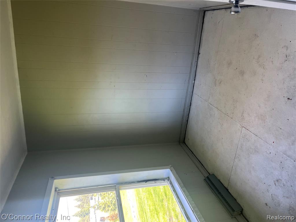 1908 Range Road Port Huron, MI 48060 - Photo 7 of 16