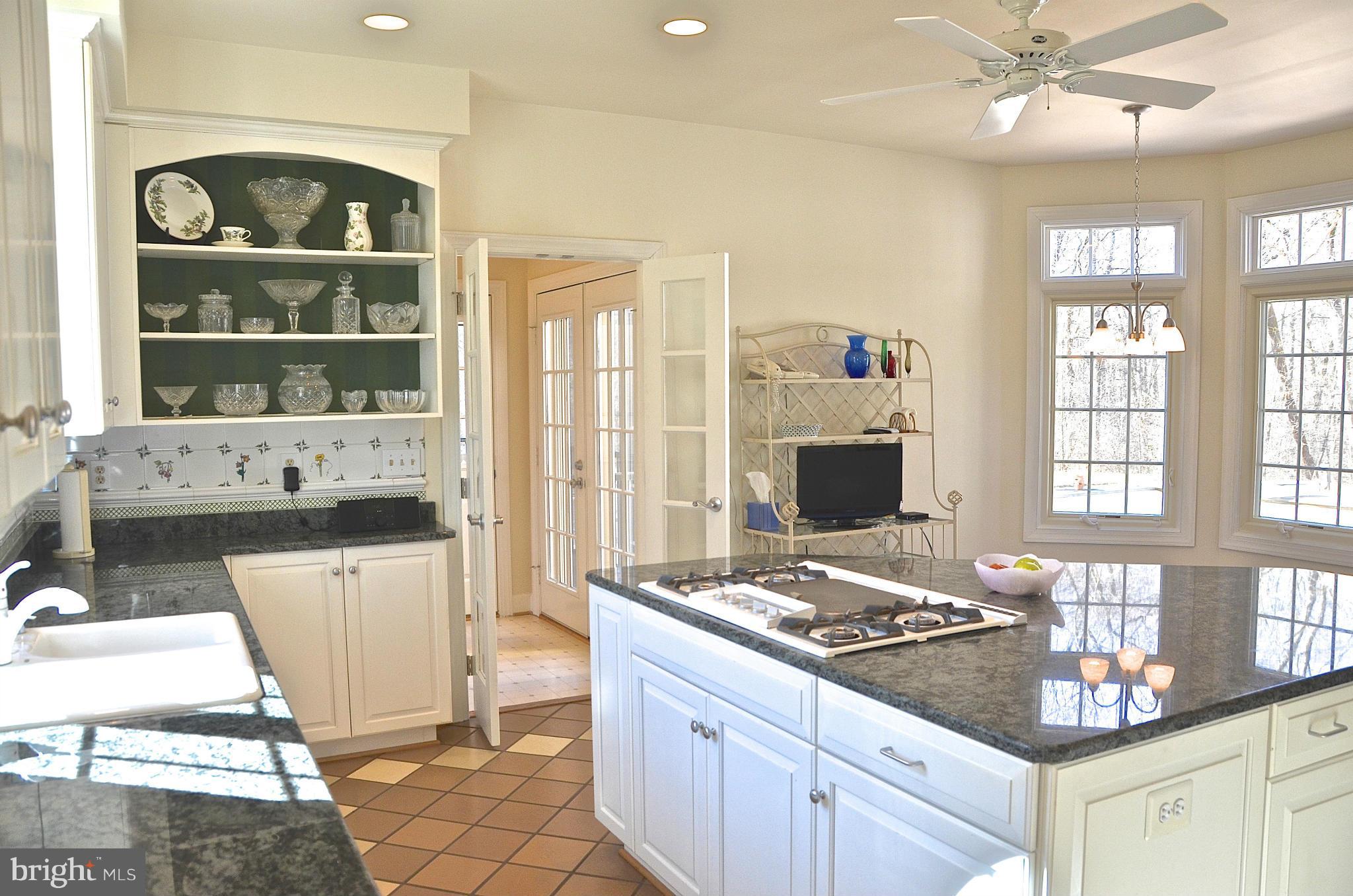 319 Dodon Road Davidsonville, MD 21035 - Photo 15 of 30 Kitchen