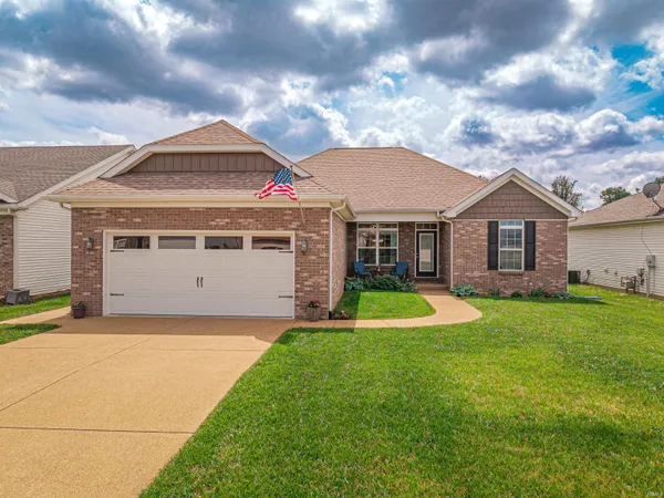 $299,000 | 2209 Longway Court, Evansville, IN 47711