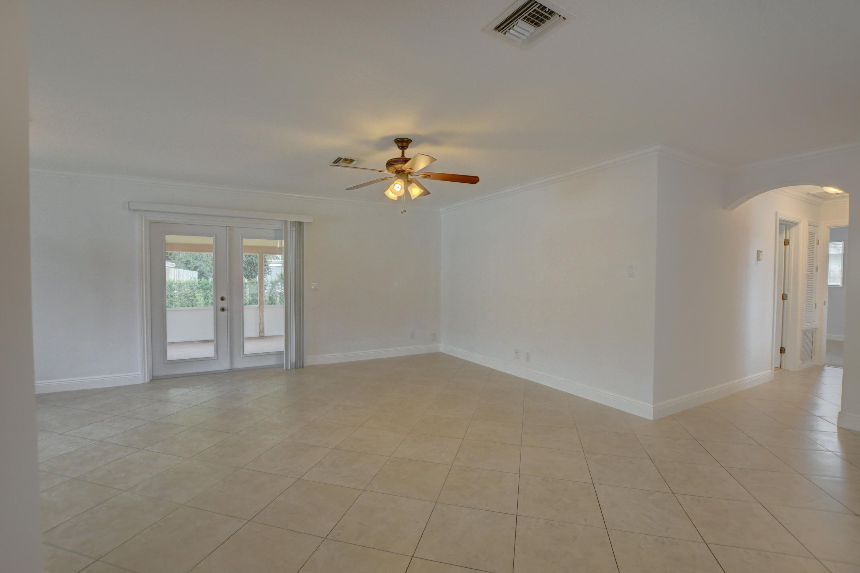 821 Southwest 3rd Street Boca Raton, FL 33486 - Photo 3 of 12 Living Room