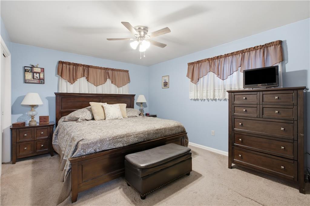 1705 Arona Road Irwin, PA 15642 - Photo 13 of 31