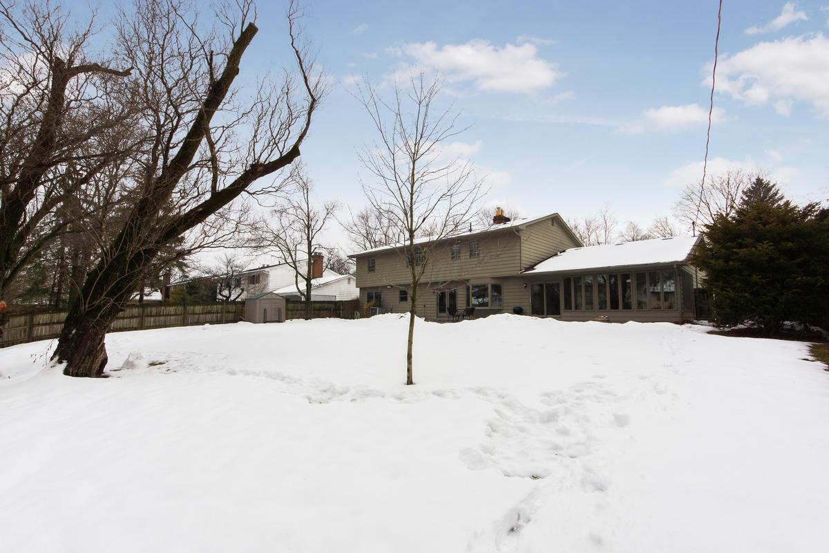 3954 Newhall Road Columbus, OH 43220 - Photo 8 of 56 Gallery Image 8
