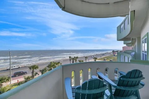 $415,000 | 9420 Seawall Boulevard, Unit 501, Galveston, TX 77554