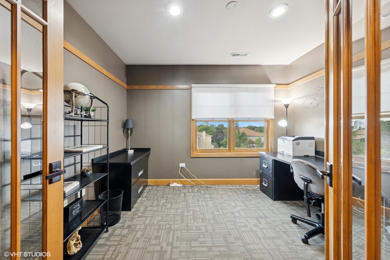 14 South Prospect Street, Unit 508 Roselle, IL 60172 - Photo 12 of 23 a workspace with furniture and window