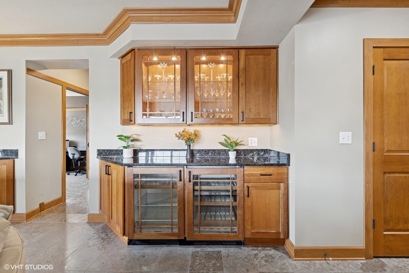 14 South Prospect Street, Unit 508 Roselle, IL 60172 - Photo 3 of 23 a kitchen with stainless steel appliances a stove and a refrigerator