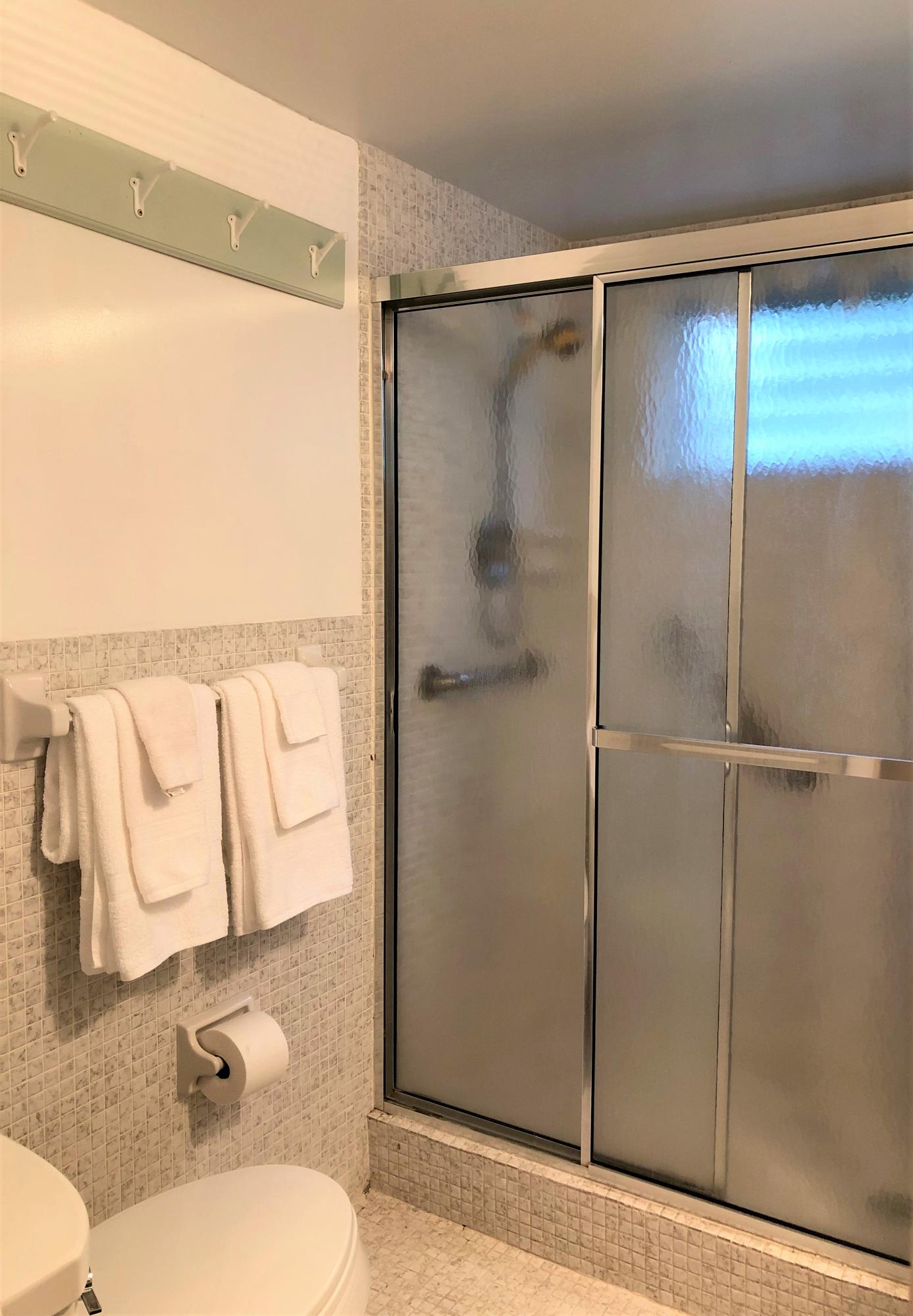 25 Southeast 13th Street, Unit A1 Boca Raton, FL 33432 - Photo 13 of 24 2ND BATH
