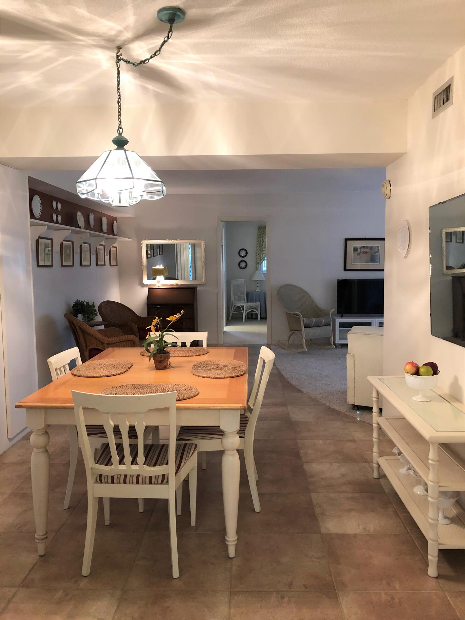 25 Southeast 13th Street, Unit A1 Boca Raton, FL 33432 - Photo 7 of 24 DINING