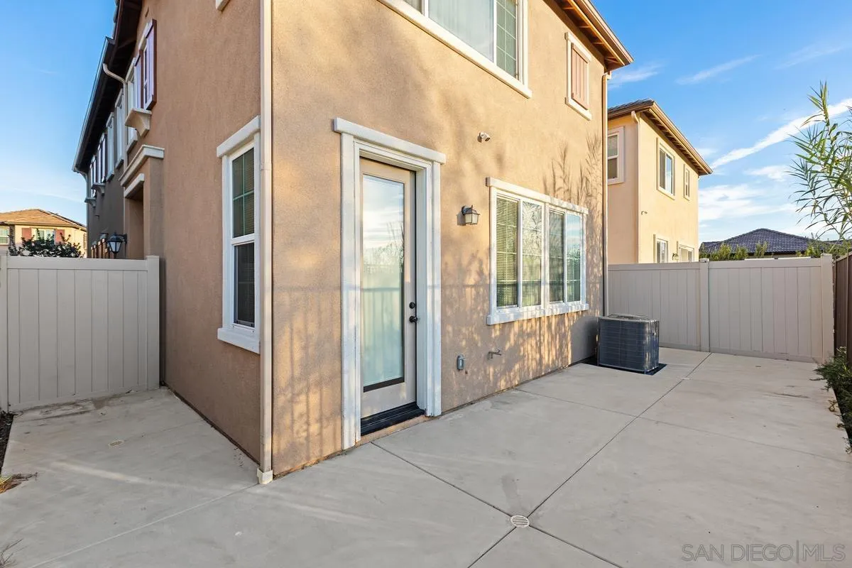 264 Camellia Way Vista, CA 92083 - Photo 13 of 13