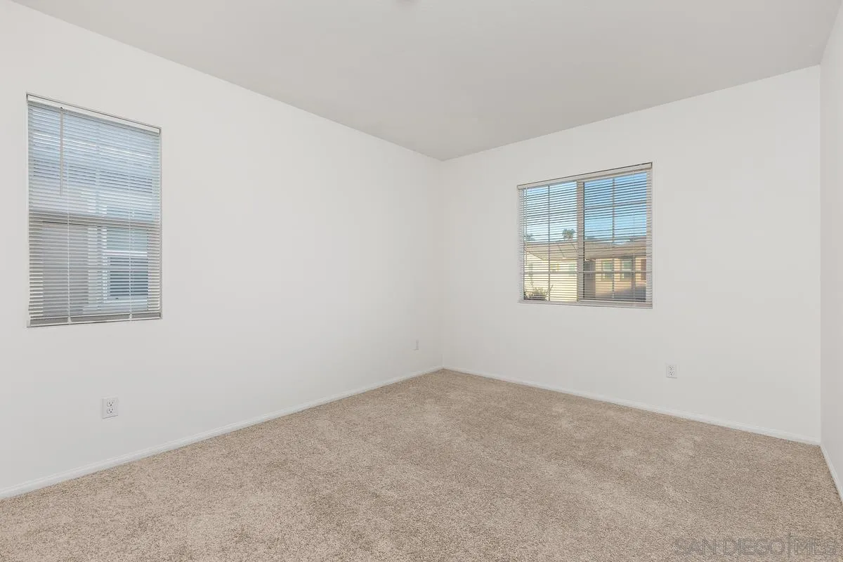 264 Camellia Way Vista, CA 92083 - Photo 8 of 13