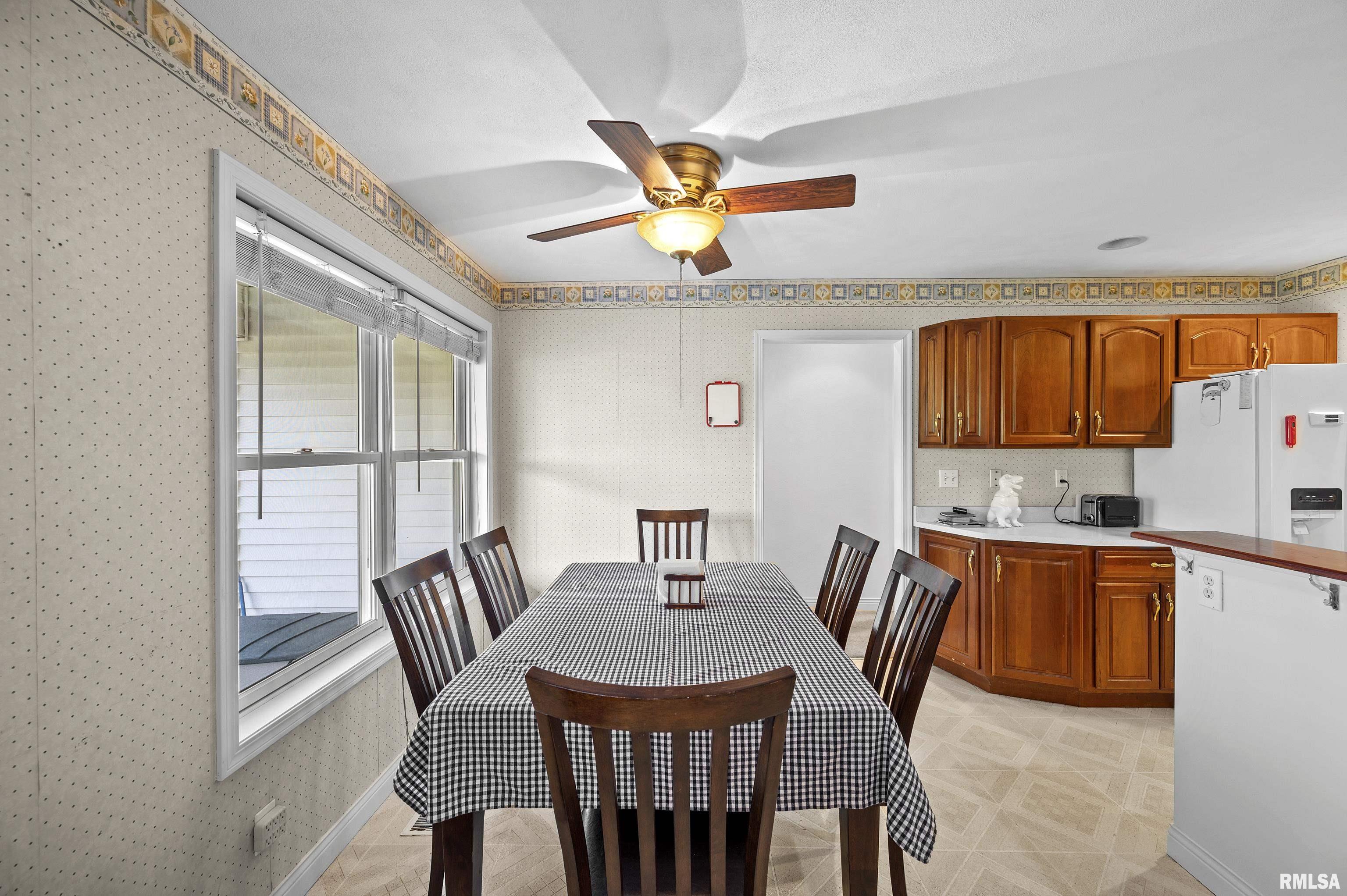 16202 North Centerville Road Edelstein, IL 61526 - Photo 11 of 47 Gallery Image 11