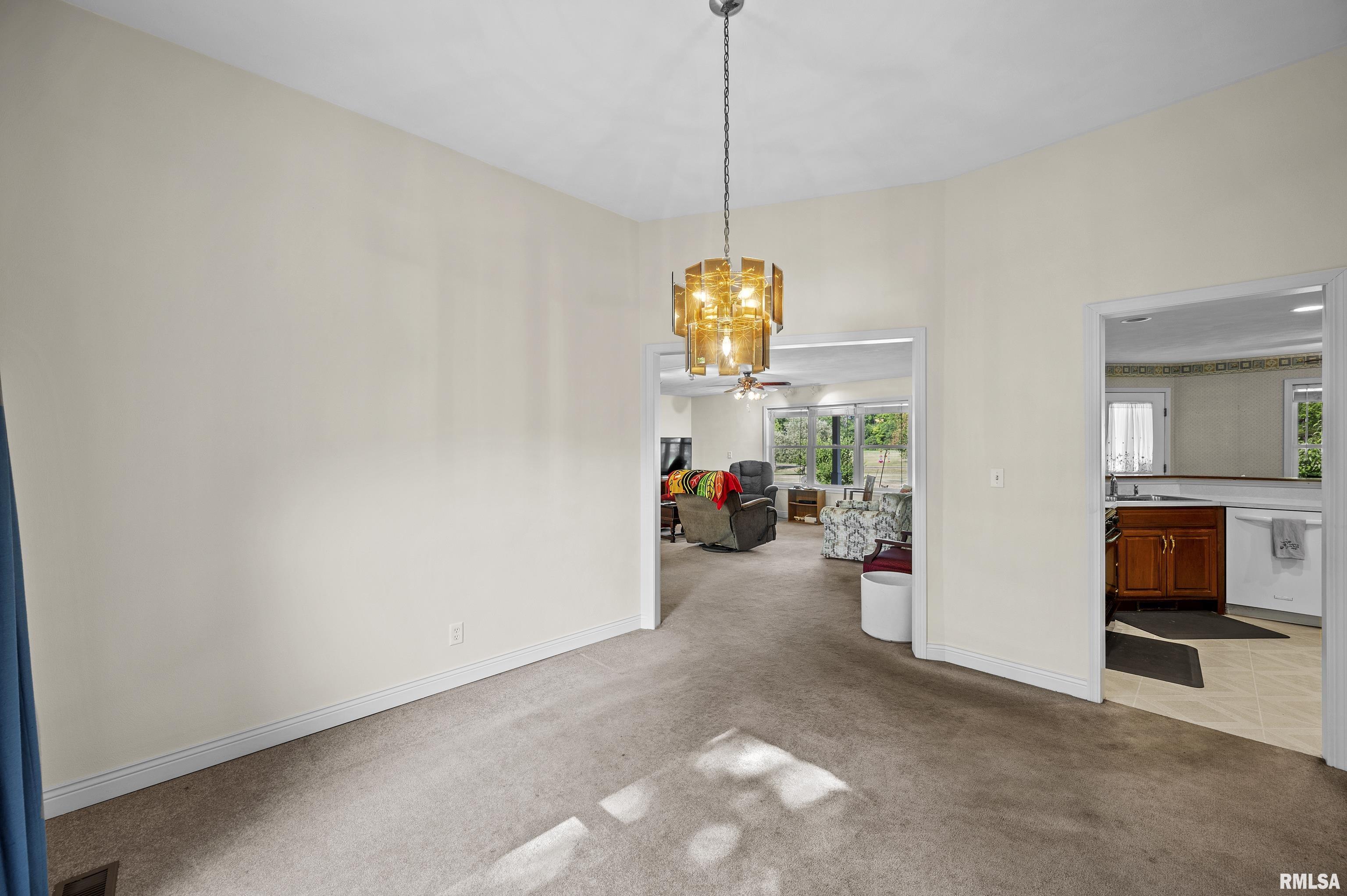 16202 North Centerville Road Edelstein, IL 61526 - Photo 13 of 47 Gallery Image 13