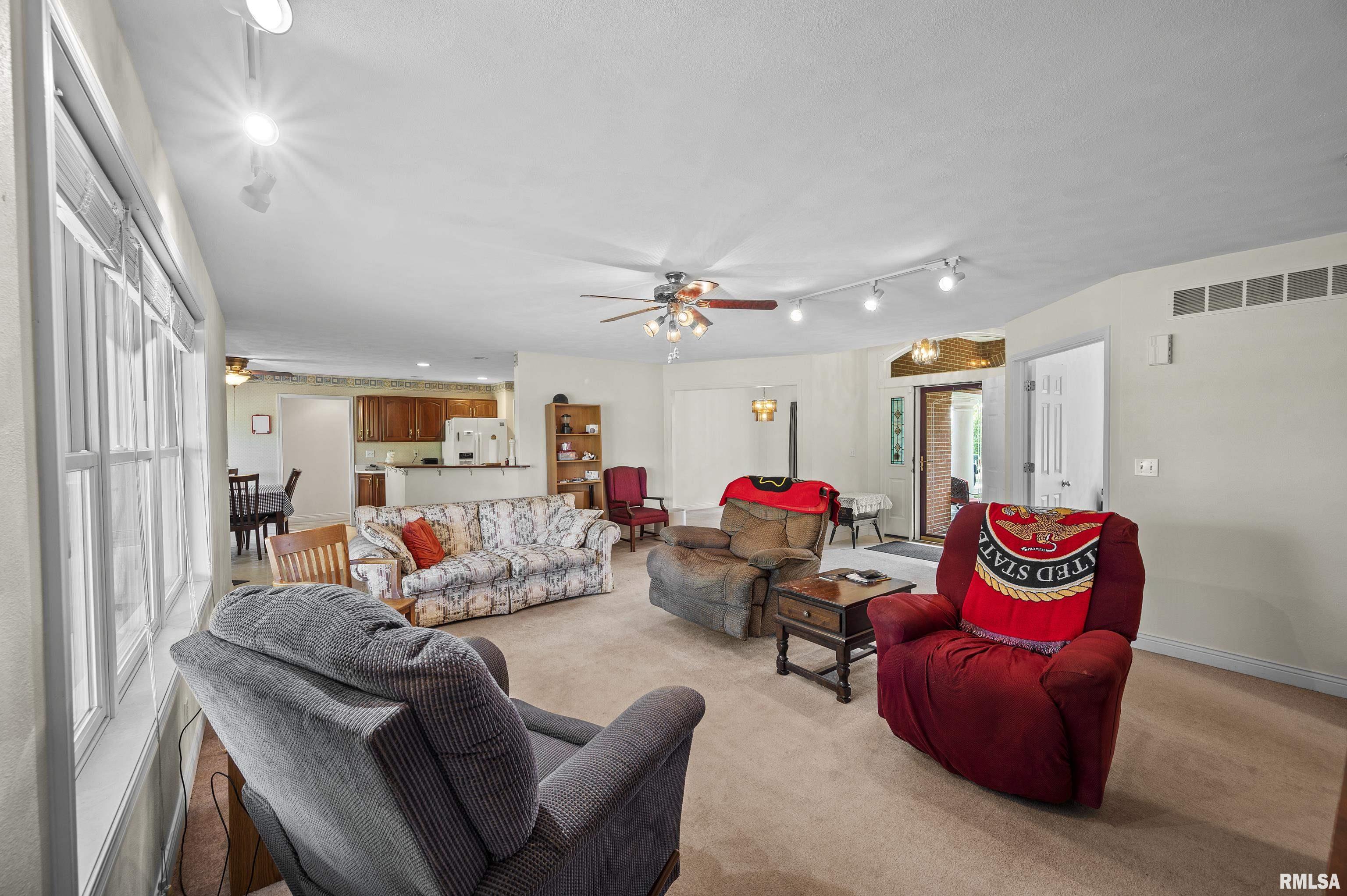 16202 North Centerville Road Edelstein, IL 61526 - Photo 7 of 47 Gallery Image 7