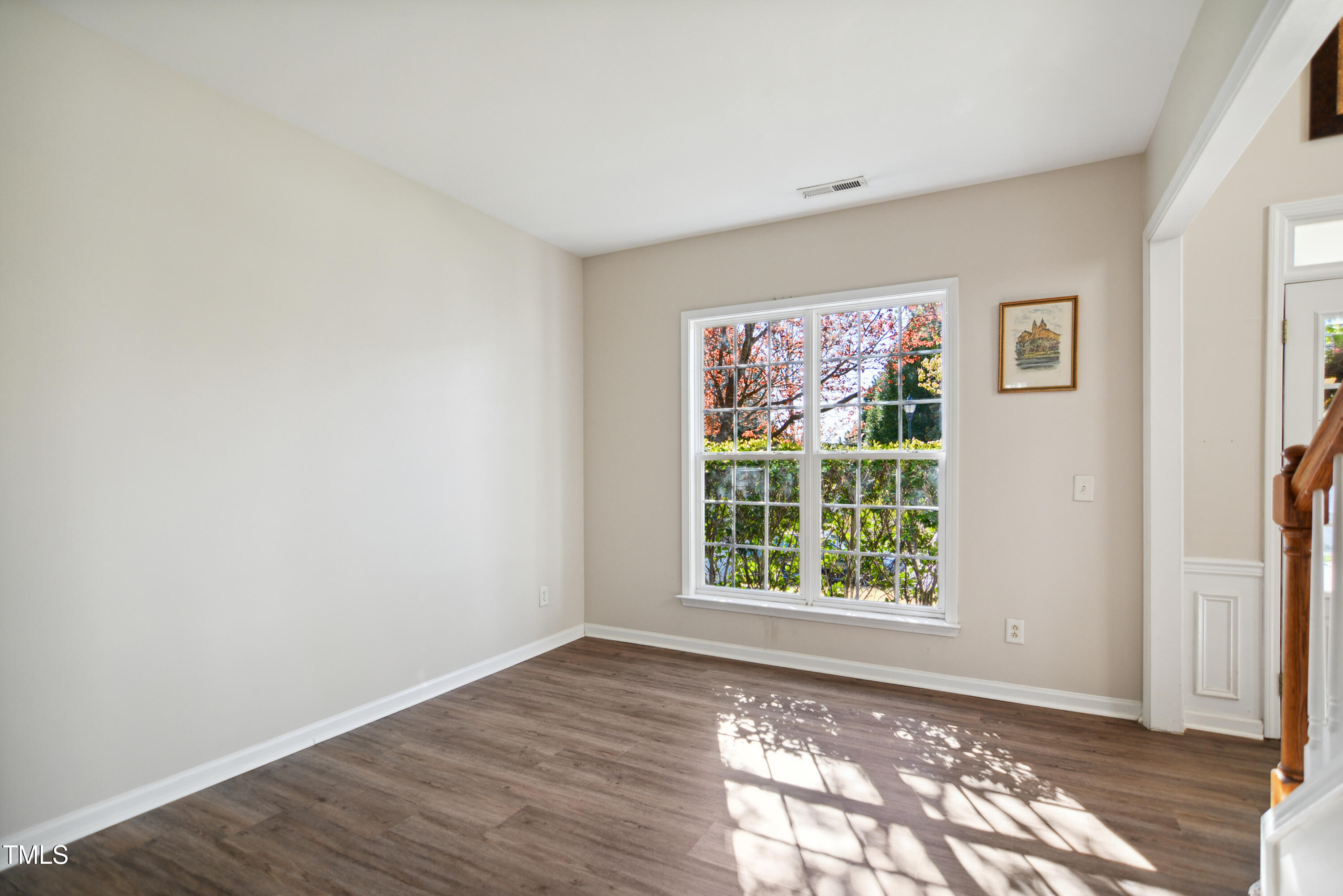7604 Derek Drive Raleigh, NC 27613 - Photo 7 of 33 021
