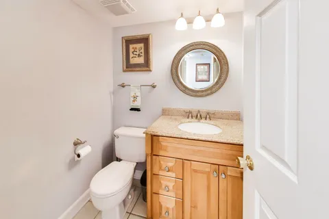 $470,000 | 401 Quigley Street, Mundelein, IL 60060