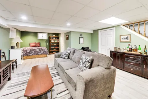 $470,000 | 401 Quigley Street, Mundelein, IL 60060