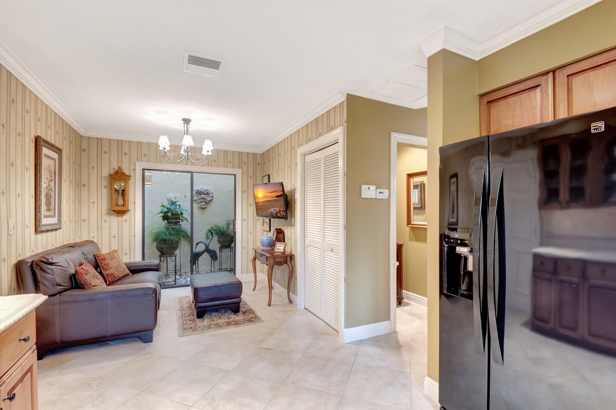 9758 Erica Court Boca Raton, FL 33496 - Photo 18 of 74 Den or Additional Dining