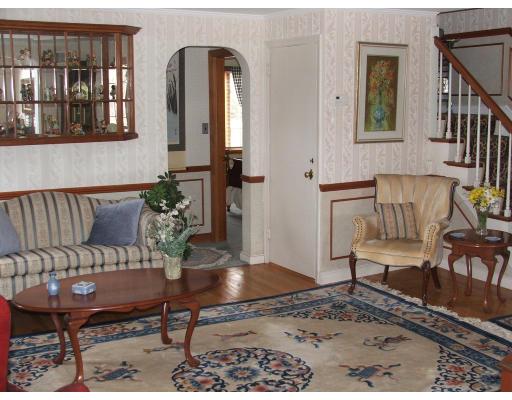 63 Cedarhill Road Holbrook, MA 02343 - Photo 6 of 18 a living room with furniture