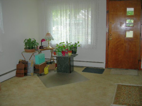 17 Sidney Place Springfield, MA 01109 - Photo 9 of 17 Gallery Image 9