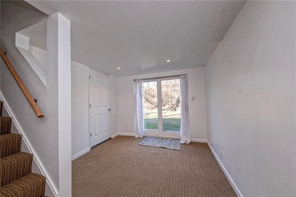 951 Stotler Road Pittsburgh, PA 15235 - Photo 19 of 27 Gallery Image 19