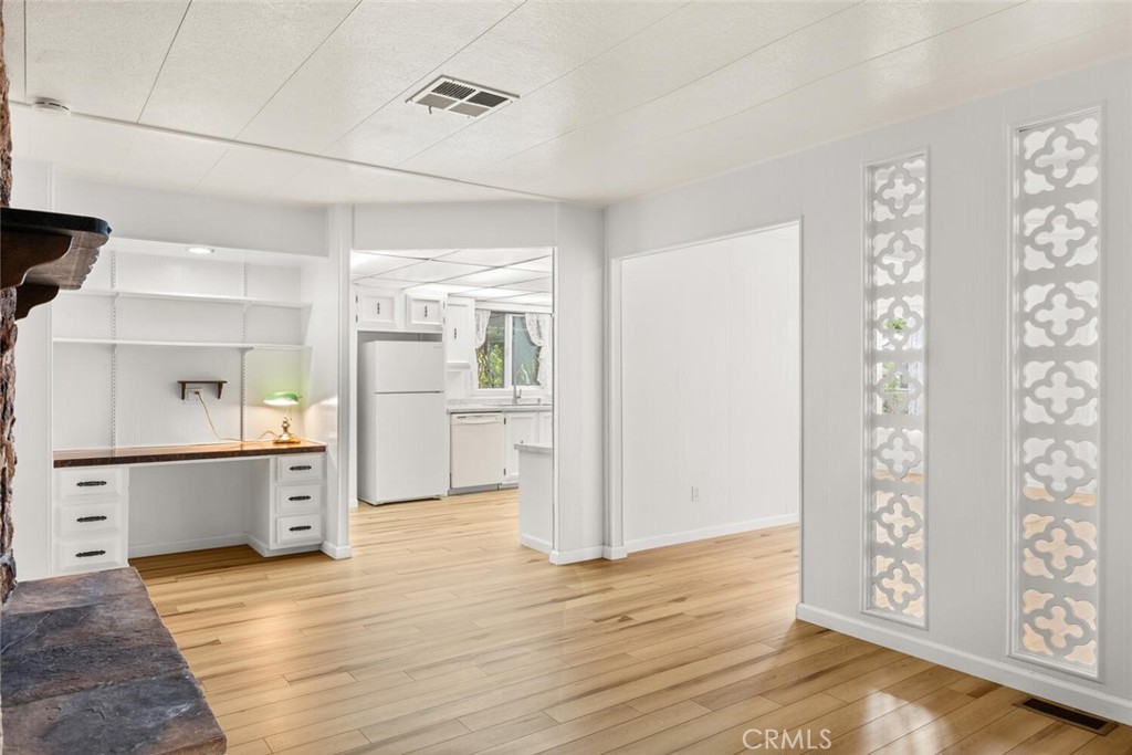 1901 Dayton Road, Unit 27 Chico, CA 95928 - Photo 11 of 53 Convenient desk space in the living area