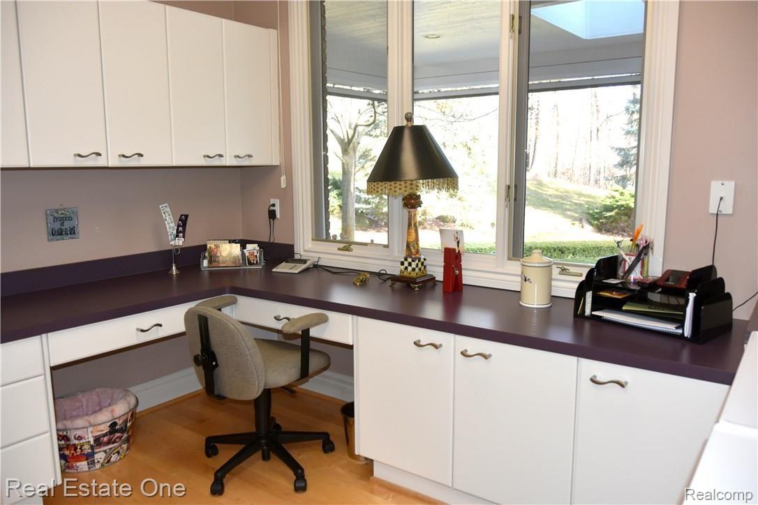 2024 Touraine Drive Rochester, MI 48306 - Photo 41 of 88 44.JPG