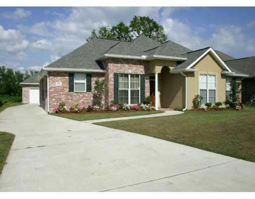 222 Rue Landry St. Rose, LA 70087 - Photo 1 of 8 Gallery Image 1