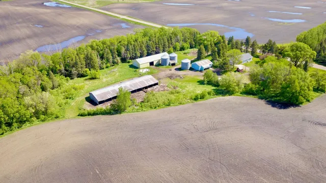 $425,000 | 41477 County Road 183, Sauk Centre, MN 56378
