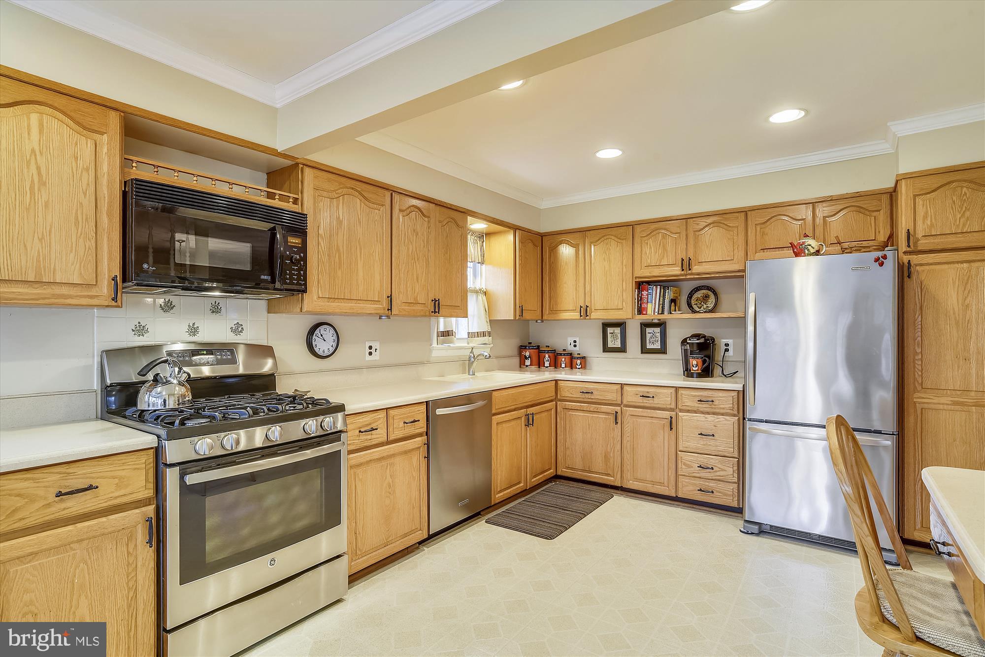 8111 Ellet Road Springfield, VA 22151 - Photo 9 of 21
