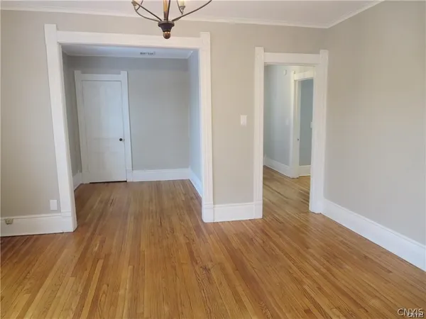 $1,900 | 1801 James Street, Unit 2, Syracuse, NY 13206