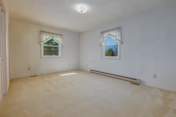 $189,900 | 130 Greenview Road, Centralia, IL 62801