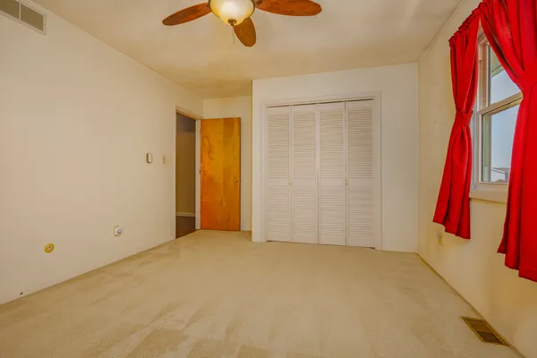 $189,900 | 130 Greenview Road, Centralia, IL 62801