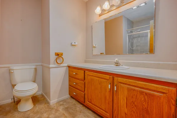 $189,900 | 130 Greenview Road, Centralia, IL 62801