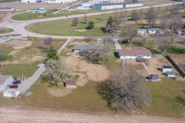 $189,900 | 130 Greenview Road, Centralia, IL 62801