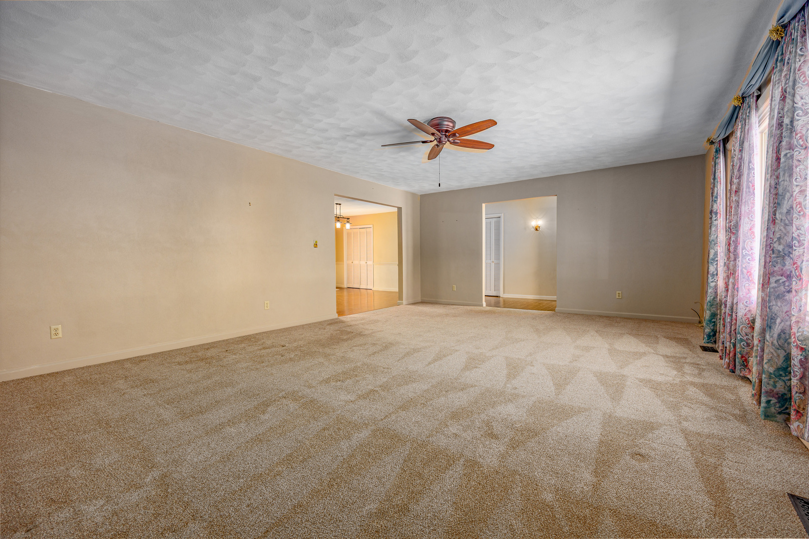 130 Greenview Road Centralia, IL 62801 - Photo 3 of 20