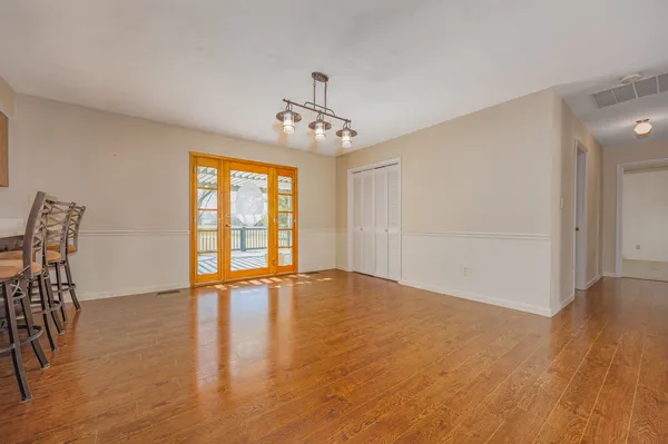 $189,900 | 130 Greenview Road, Centralia, IL 62801