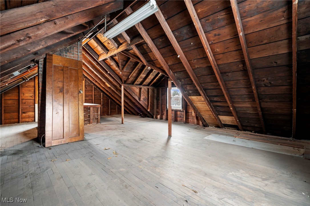 1056 Quilliams Road Cleveland, OH 44121 - Photo 26 of 37 View of attic