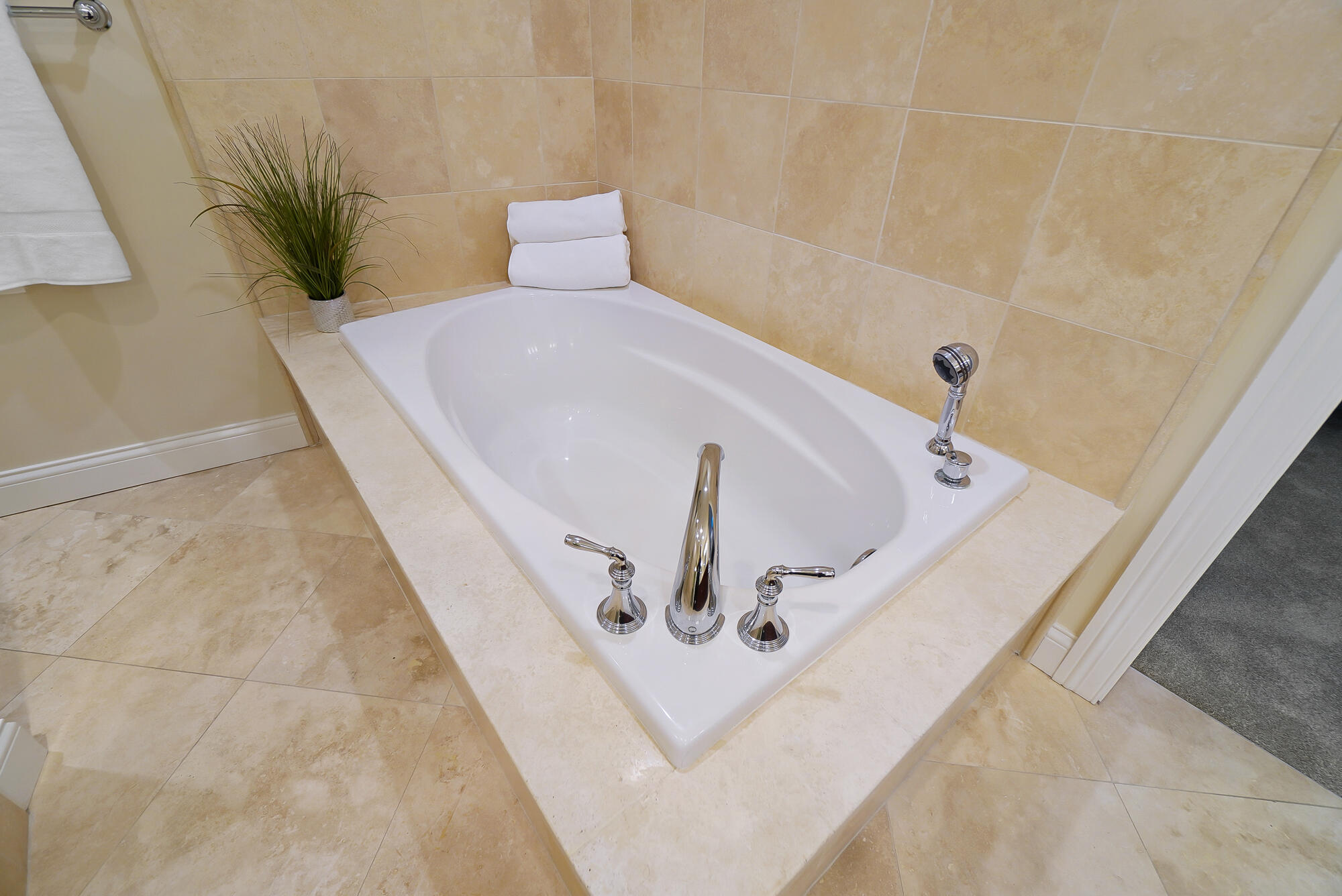 1 Roebling Way, Unit 904 Covington, KY 41011 - Photo 31 of 48