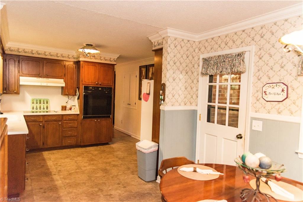 313 Ralph Drive Archdale, NC 27263 - Photo 9 of 21 Gallery Image 9
