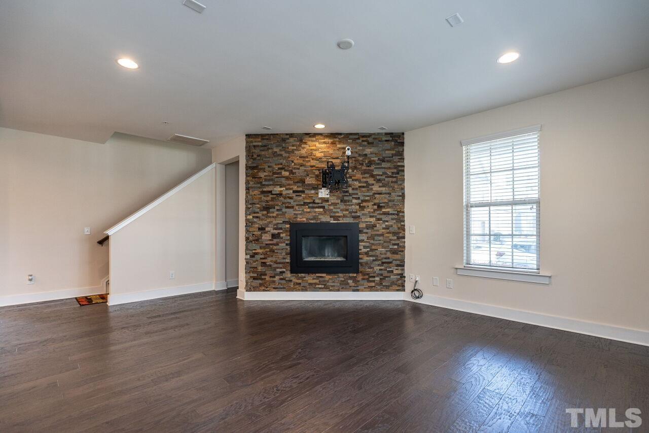 9106 Murrillo Walk Raleigh, NC 27617 - Photo 5 of 32 Gallery Image 5