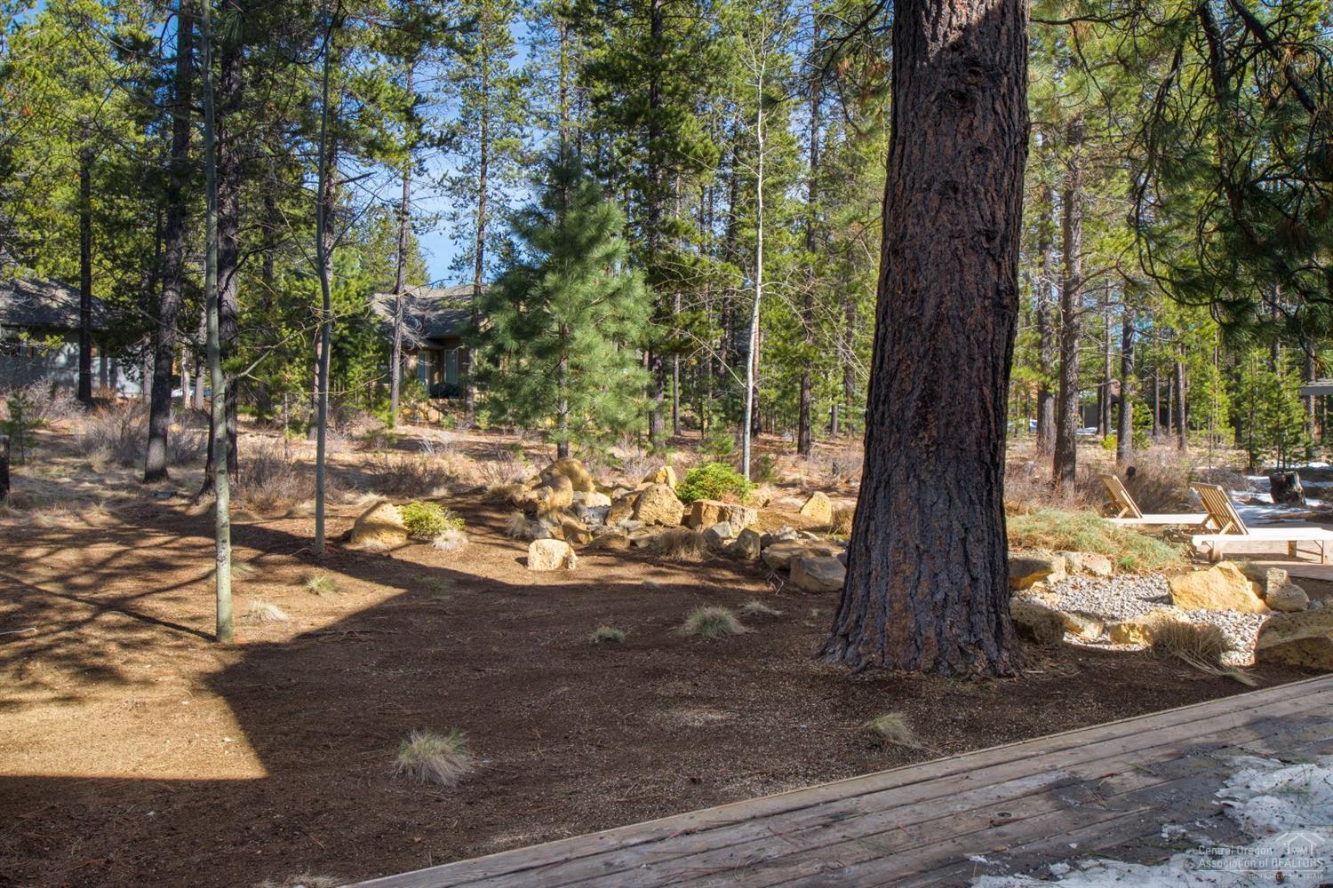 13 Oregon Loop Sunriver, OR 97707 - Photo 18 of 21 Additional Photo