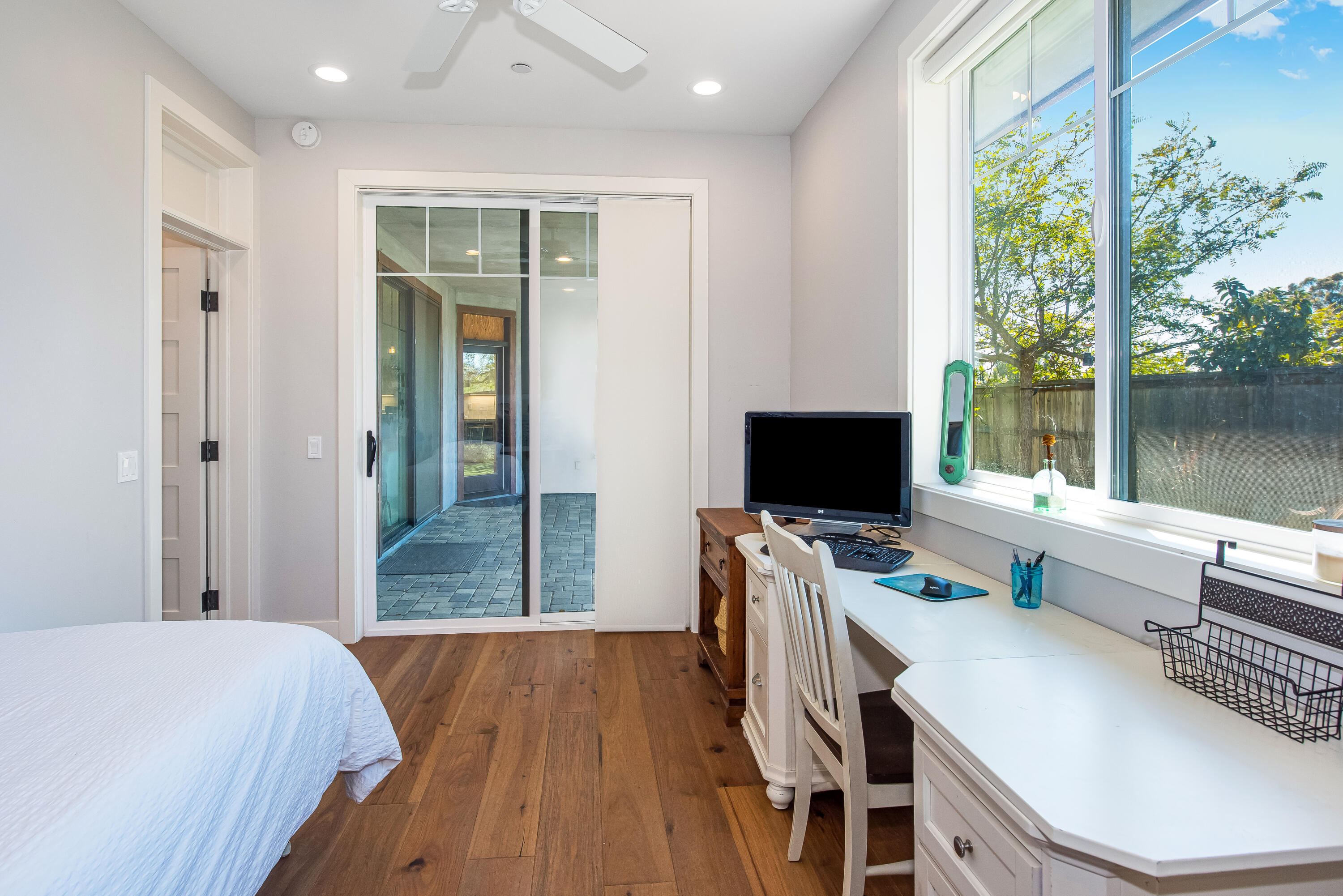 7 Baker Lane Goleta, CA 93117 - Photo 14 of 21 Bed 5/Office