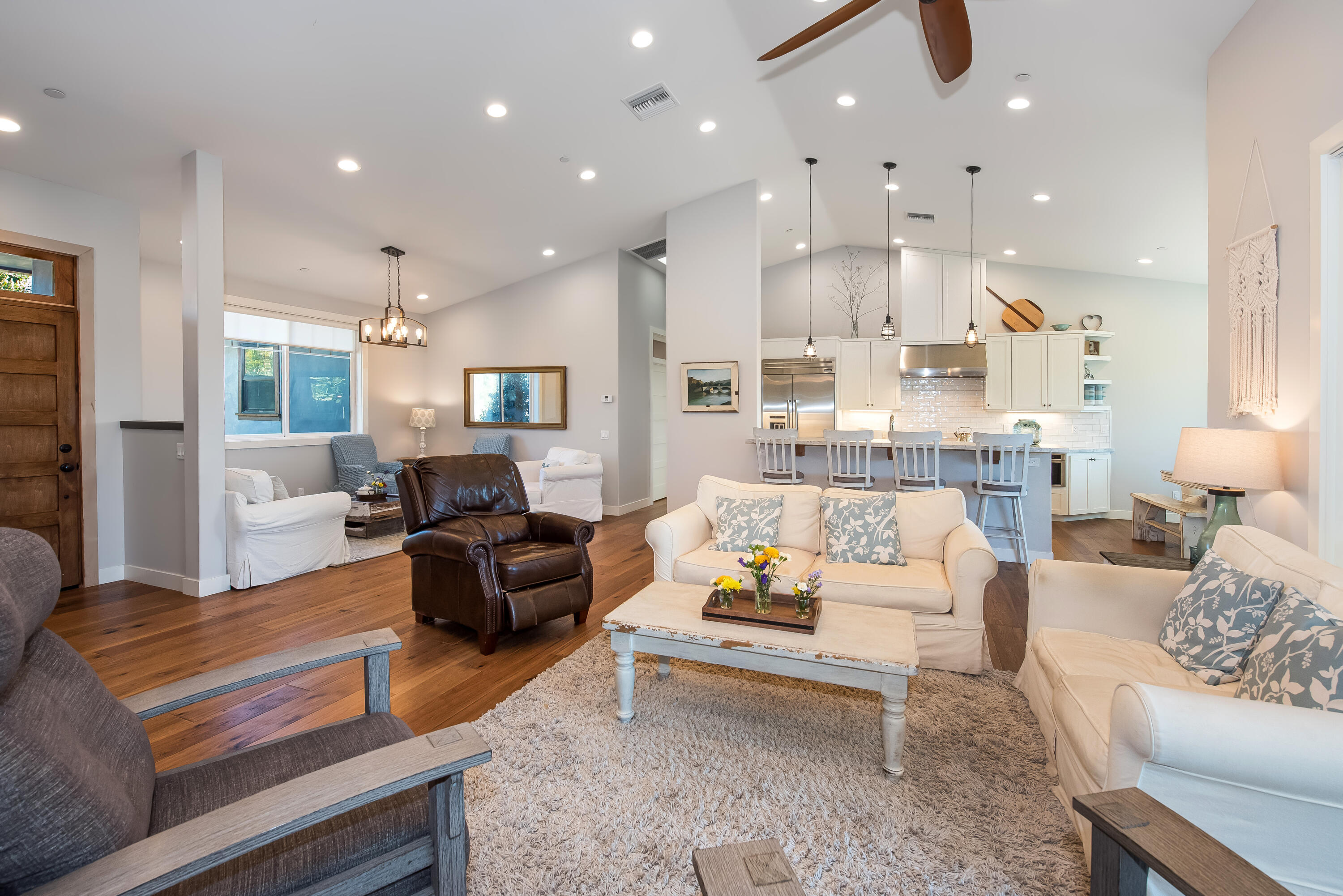 7 Baker Lane Goleta, CA 93117 - Photo 2 of 21 Great Room