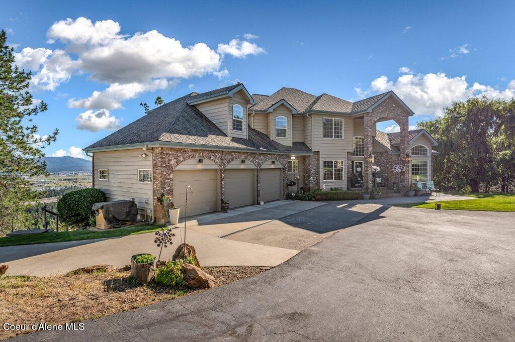 10715 North Payment Peak Road Post Falls, ID 83854 - Photo 3 of 118 --3.jpg-SMALL