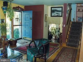 2060 Geoffrey Road Willow Grove, PA 19090 - Photo 4 of 6 Gallery Image 4